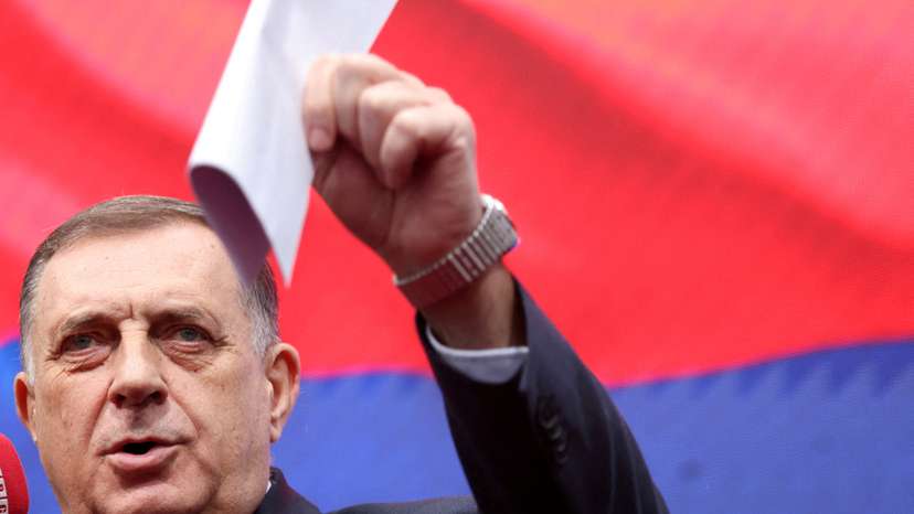 FILE PHOTO: President of Republika Srpska (Serb Republic) Milorad Dodik addresses his supporters, in Banja Luka