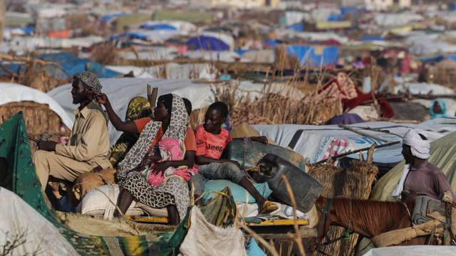 Fleeing Sudanese seek refuge in Chad