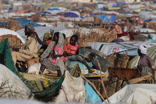 Fleeing Sudanese seek refuge in Chad