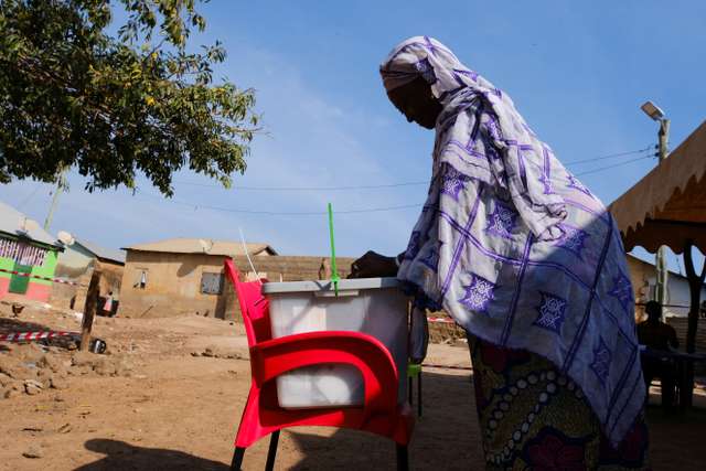 Ghana holds presidential and parliamentary election