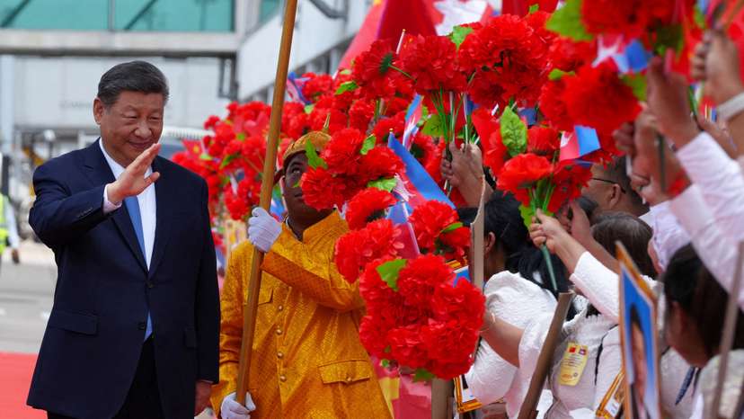 Chinese President Xi Jinping visits Cambodia