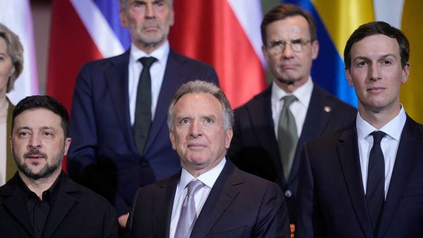 Ukraine's President Volodymyr Zelenskiy, Steve Witkoff, special envoy of the United States, and Jared Kushner stand together at the Chancellery in Berlin