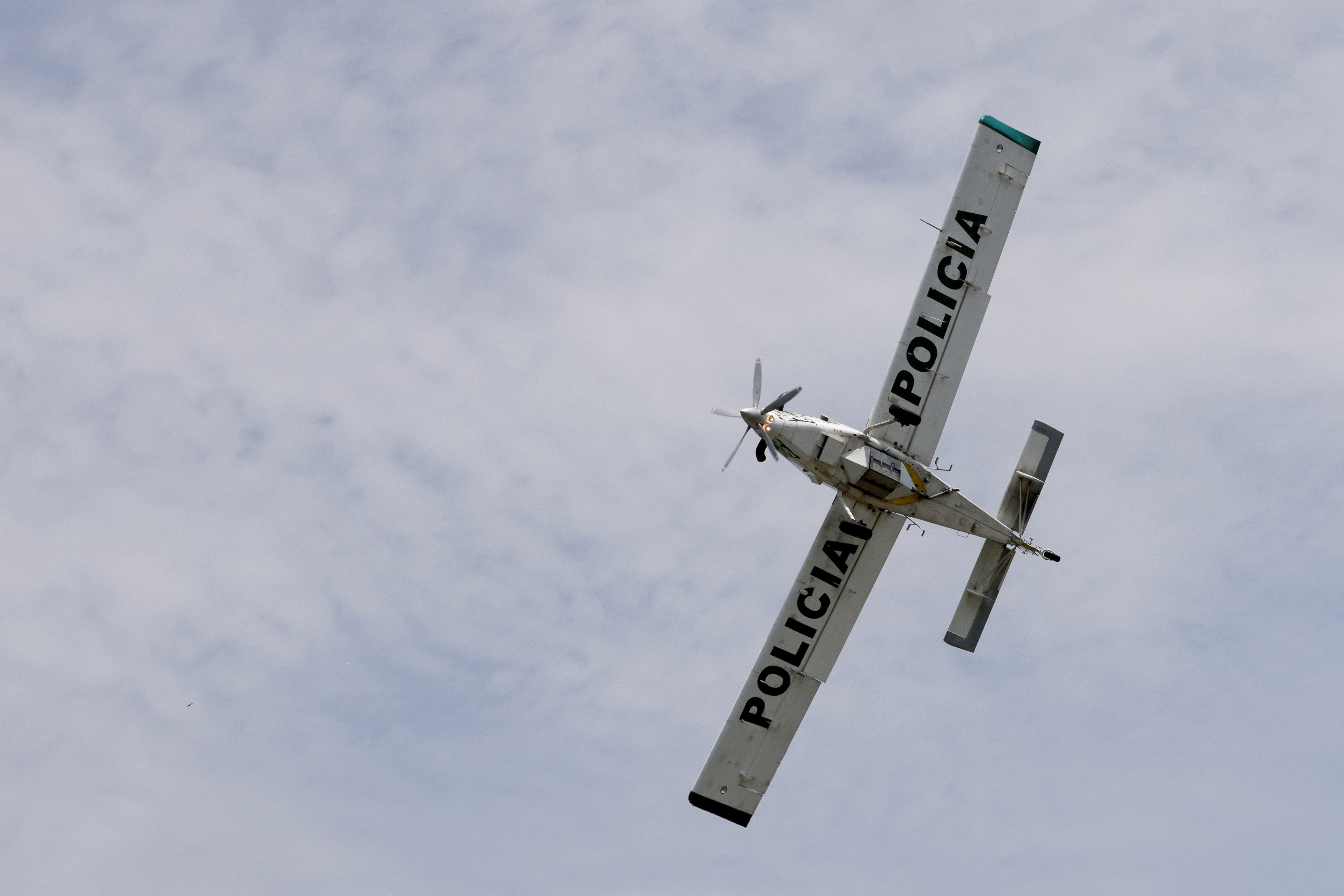 Colombian police put aircraft into operation to extinguish fires during the El Nino weather phenomena