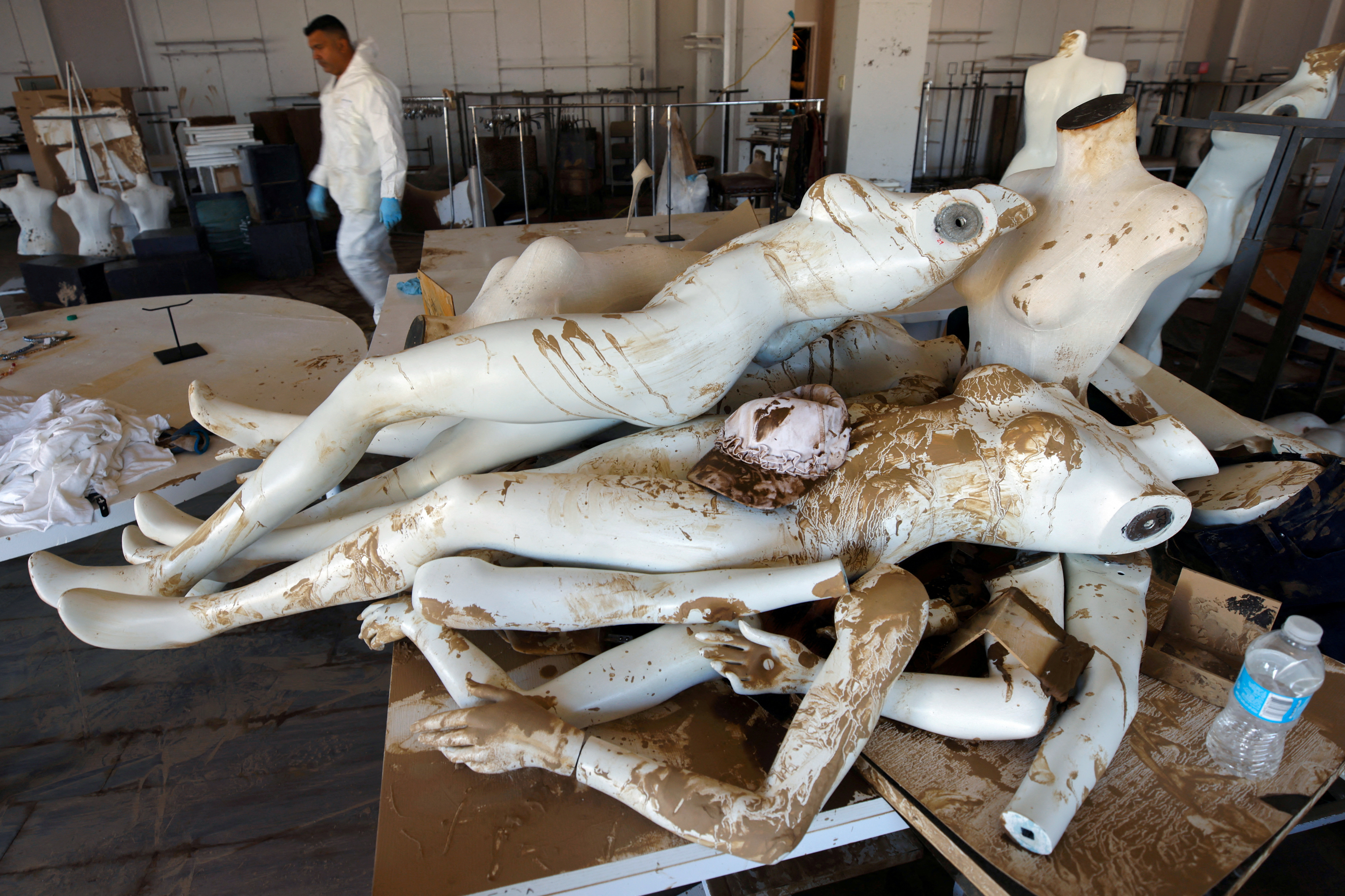 2024 in photos: the world under water
