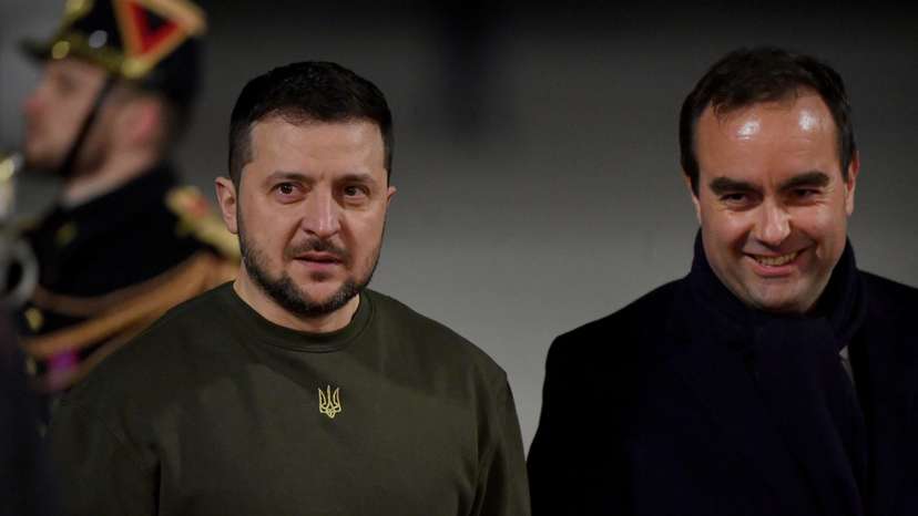 Ukraine's President Volodymyr Zelenskiy visits Paris