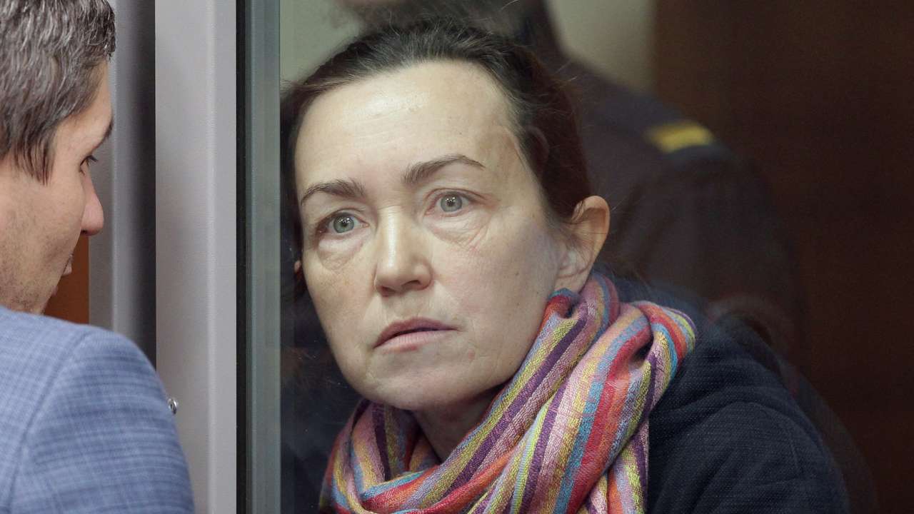 Journalist Alsu Kurmasheva attends a court hearing in Kazan