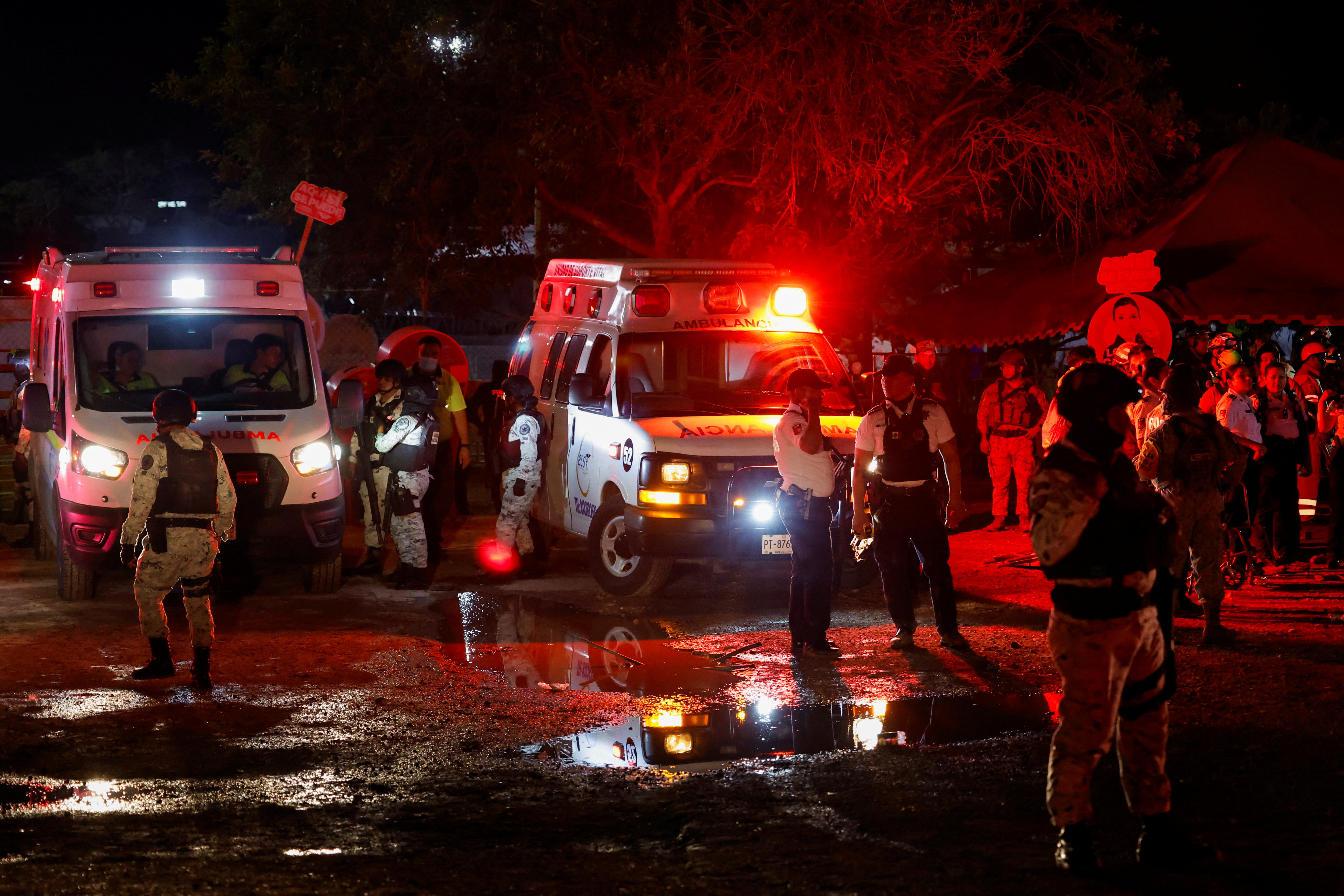 Structure collapses at a campaign event for the Citizens' Movement party, in San Pedro Garza Garcia