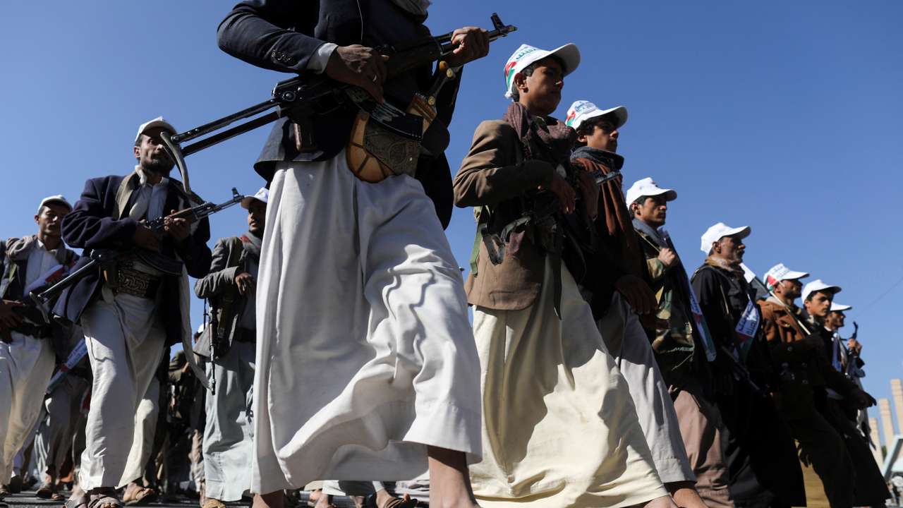 Parade for new recruits whom Houthis say to send to Gaza