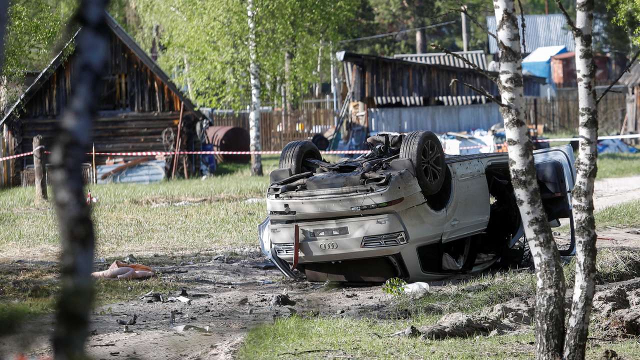 Russian nationalist writer Prilepin wounded in car bombing in Nizhny Novgorod region
