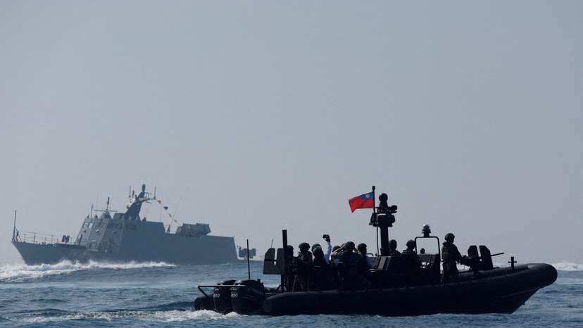 FILE PHOTO: Members of Taiwan's Navy in a drill part of a demonstration for the media at a navy base in Kaohsiung