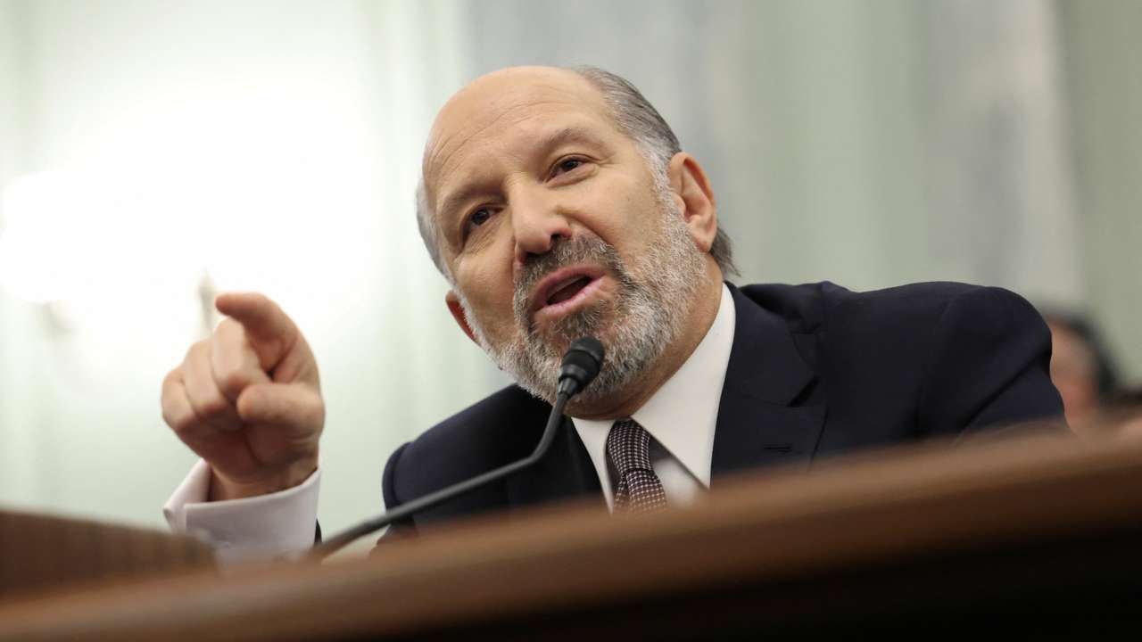 Howard Lutnick commerce confirmation hearing in Washington
