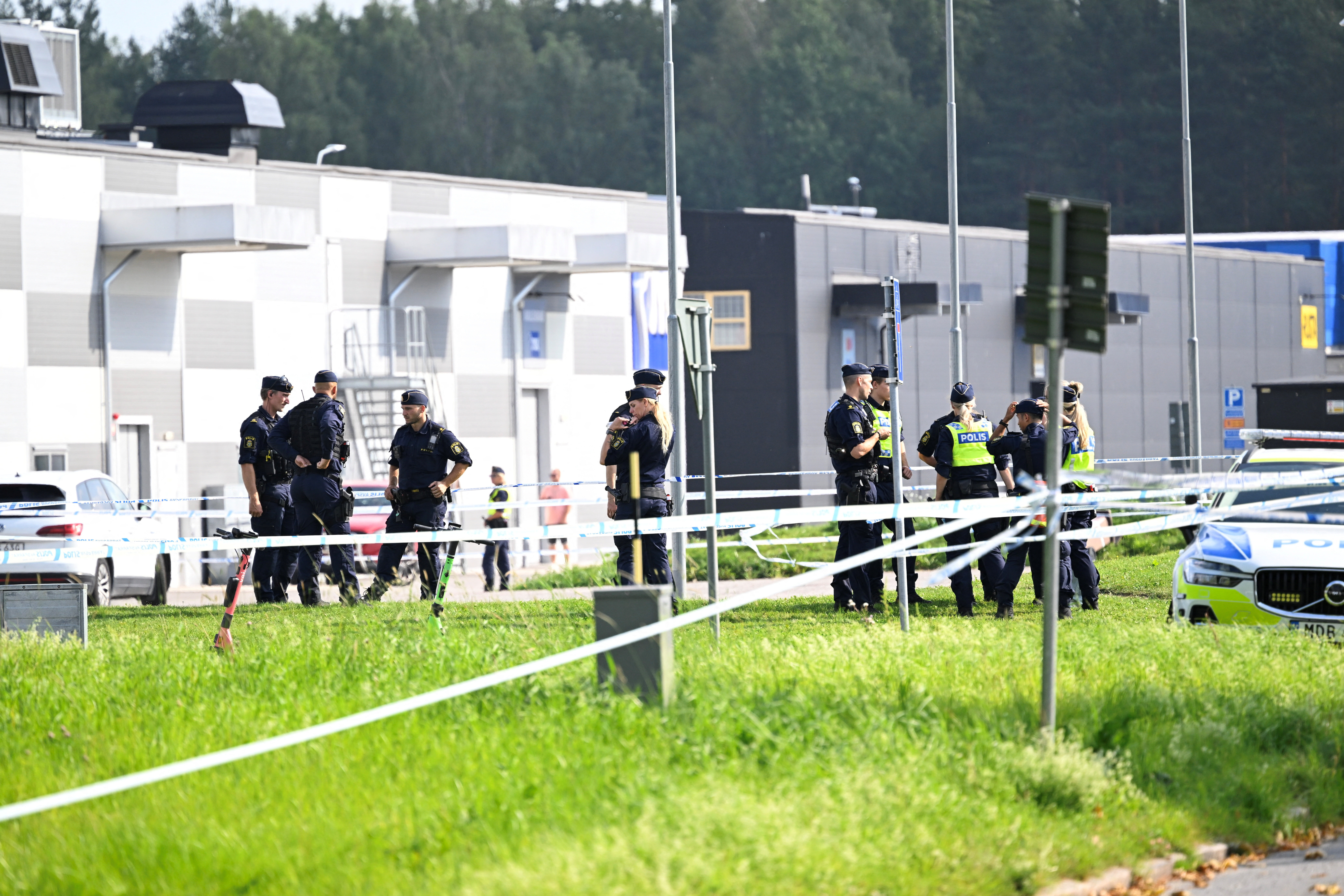 Shooting near mosque in Sweden