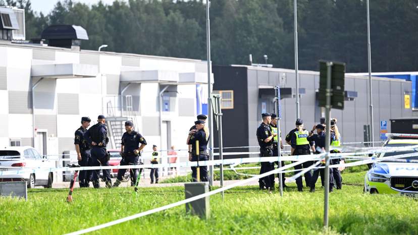 Shooting near mosque in Sweden