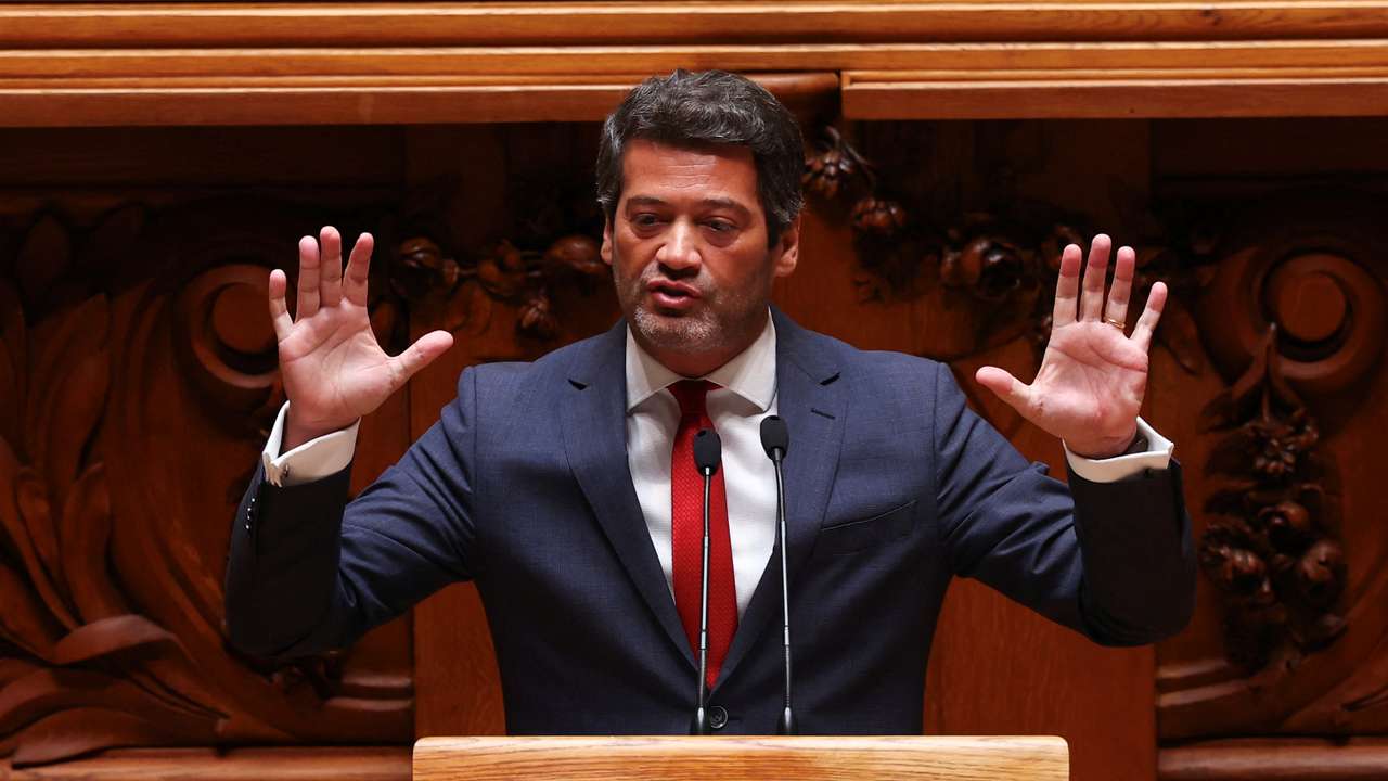 Debate on the new elected government program, at the parliament in Lisbon