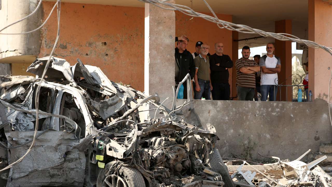Aftermath of an Israeli strike, in Sarafand