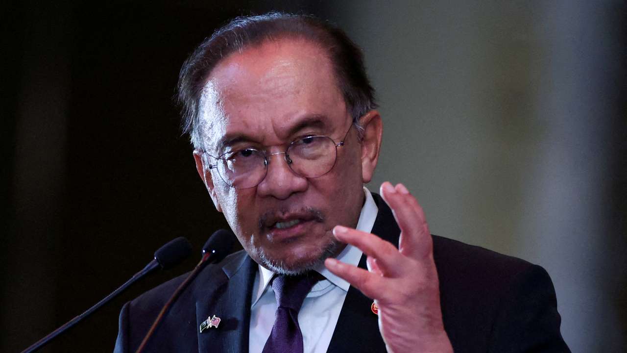FILE PHOTO: Malaysia's Prime Minister Anwar Ibrahim in Kuala Lumpur