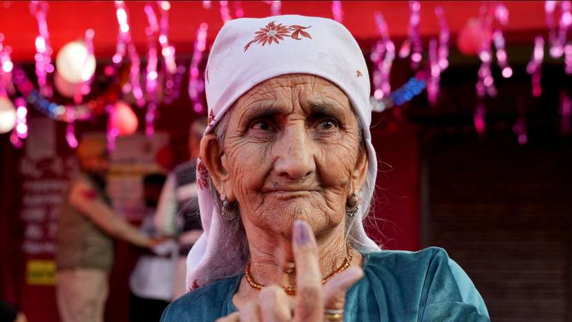 Voting in the first phase of assembly election, in south Kashmir