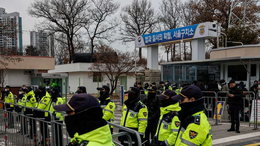 Police stand guard outside Seoul Detention Center where impeached South Korean President Yoon Suk Yeol is held in custody in Uiwang