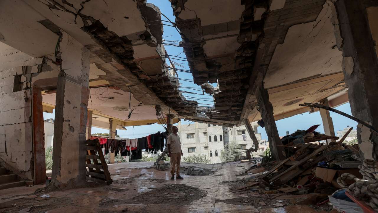 Gazans speak of children who didn't live to get their second polio dosage due to war