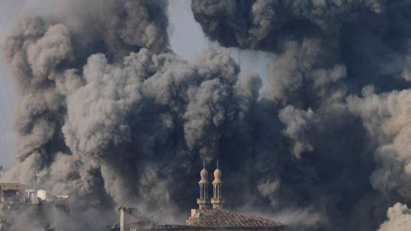 Israel strikes Gaza