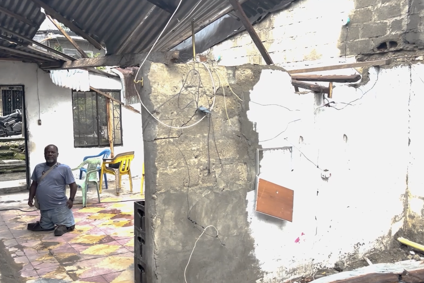 Amputee's Plea After Quake
