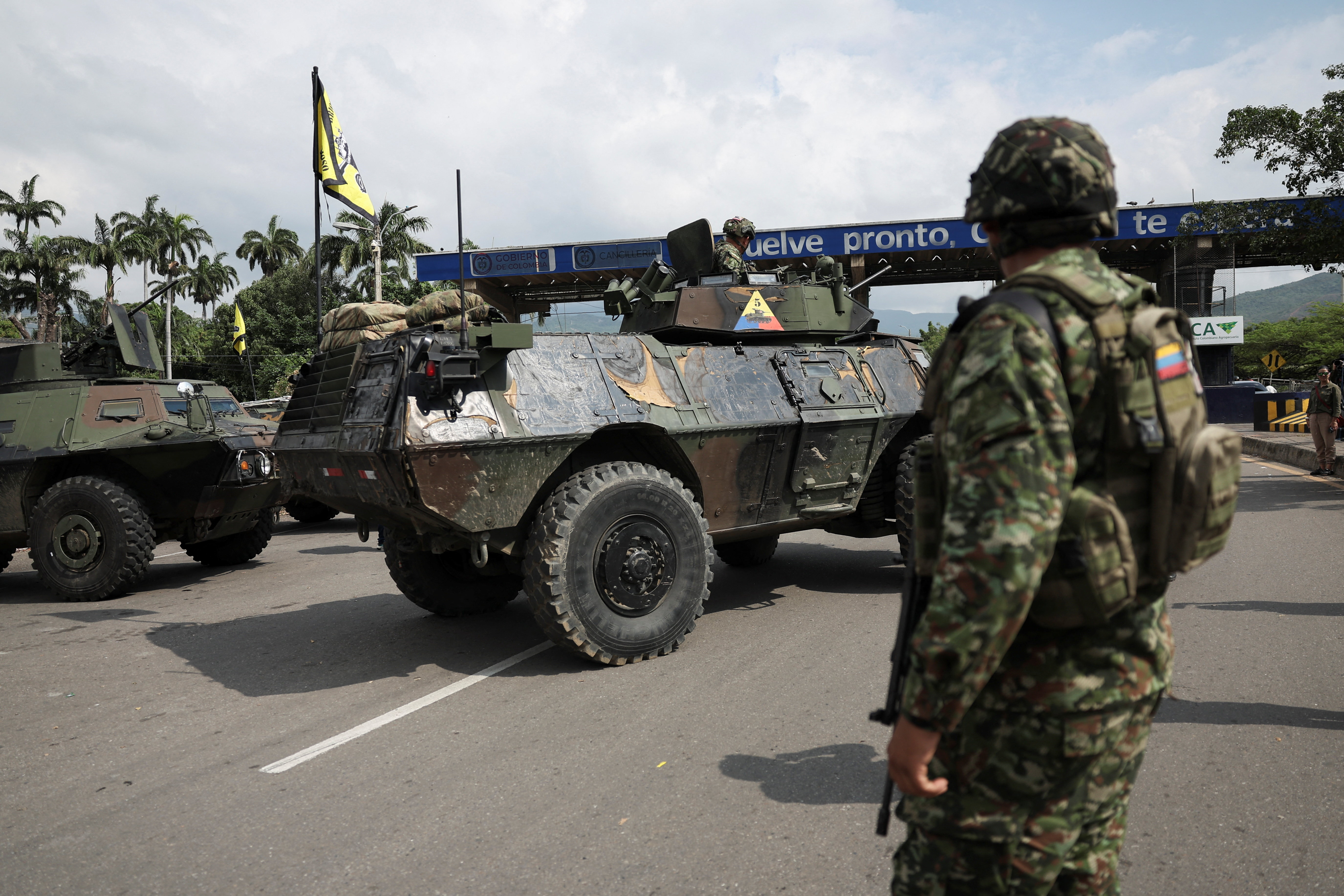 People cross the border between Venezuela and Colombia, after the U.S. struck Venezuela and captured its President Nicolas Maduro, in Cucuta