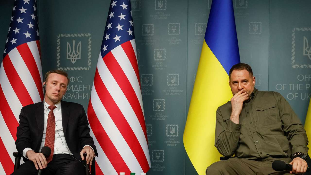 White House National Security Advisor Sullivan and Head of Ukraine's Presidential Office Yermak attend a news briefing in Kyiv