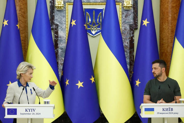 FILE PHOTO: European Commission President Von der Leyen visits Kyiv