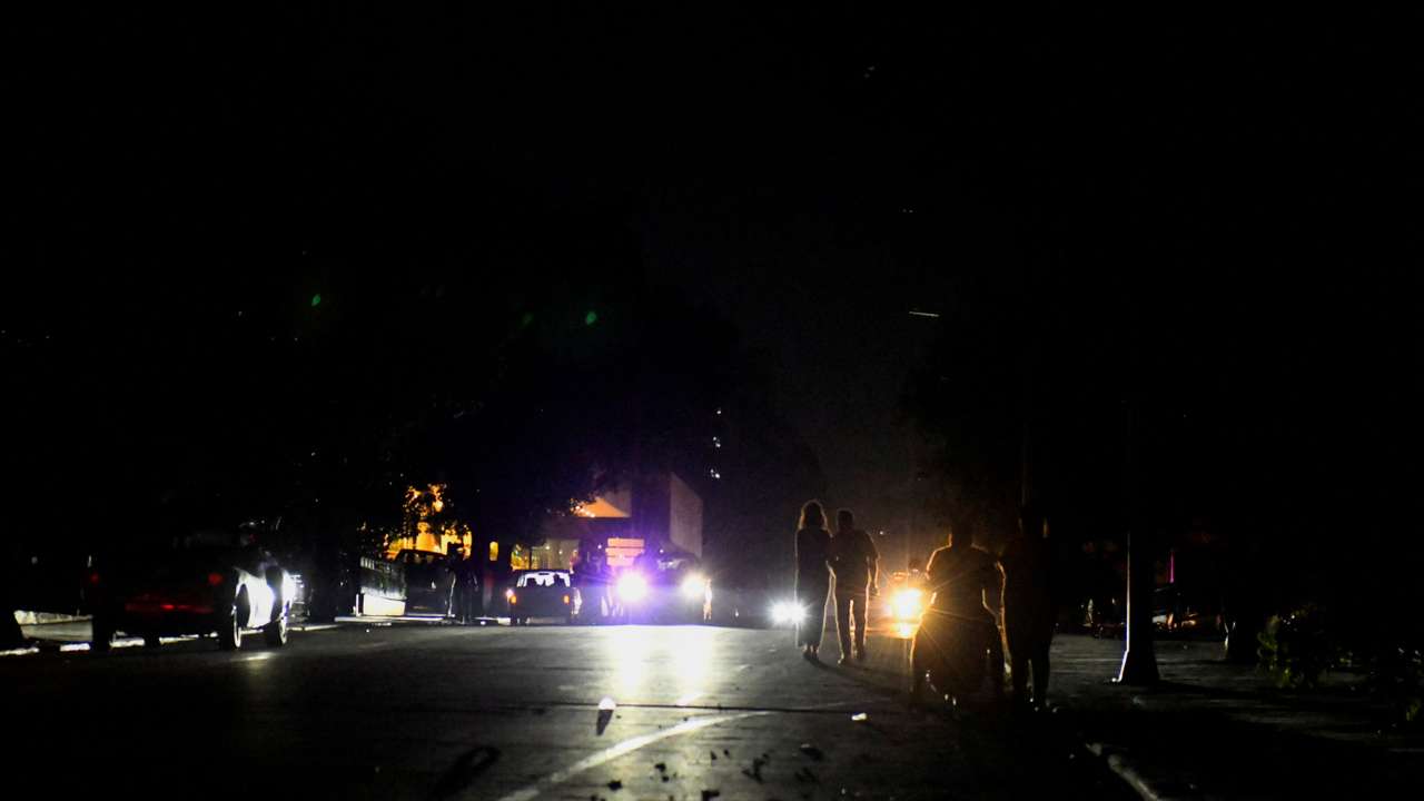 Cuba's electrical grid collapses, millions without power