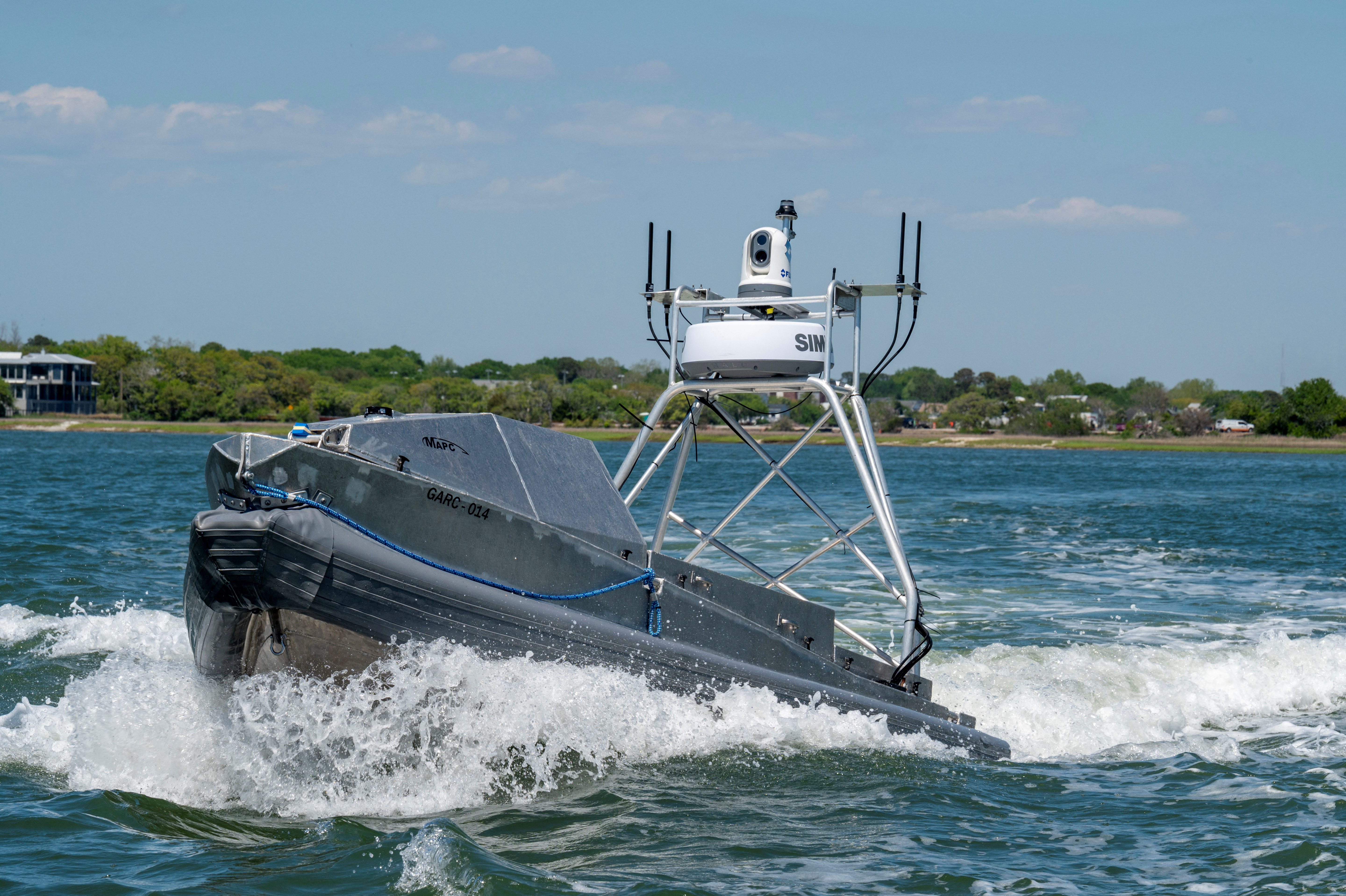 U.S. Navy Global Autonomous Reconnaissance Craft manoeuvres during Exercise Southern Lightning in Charleston