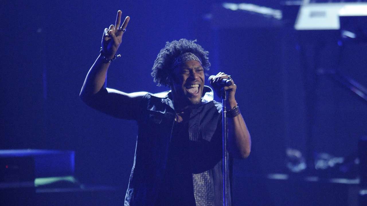 FILE PHOTO: D'Angelo performs at the 2012 BET Awards in Los Angeles