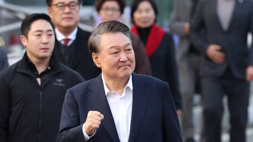 South Korea court paves way for impeached President Yoon's release from jail