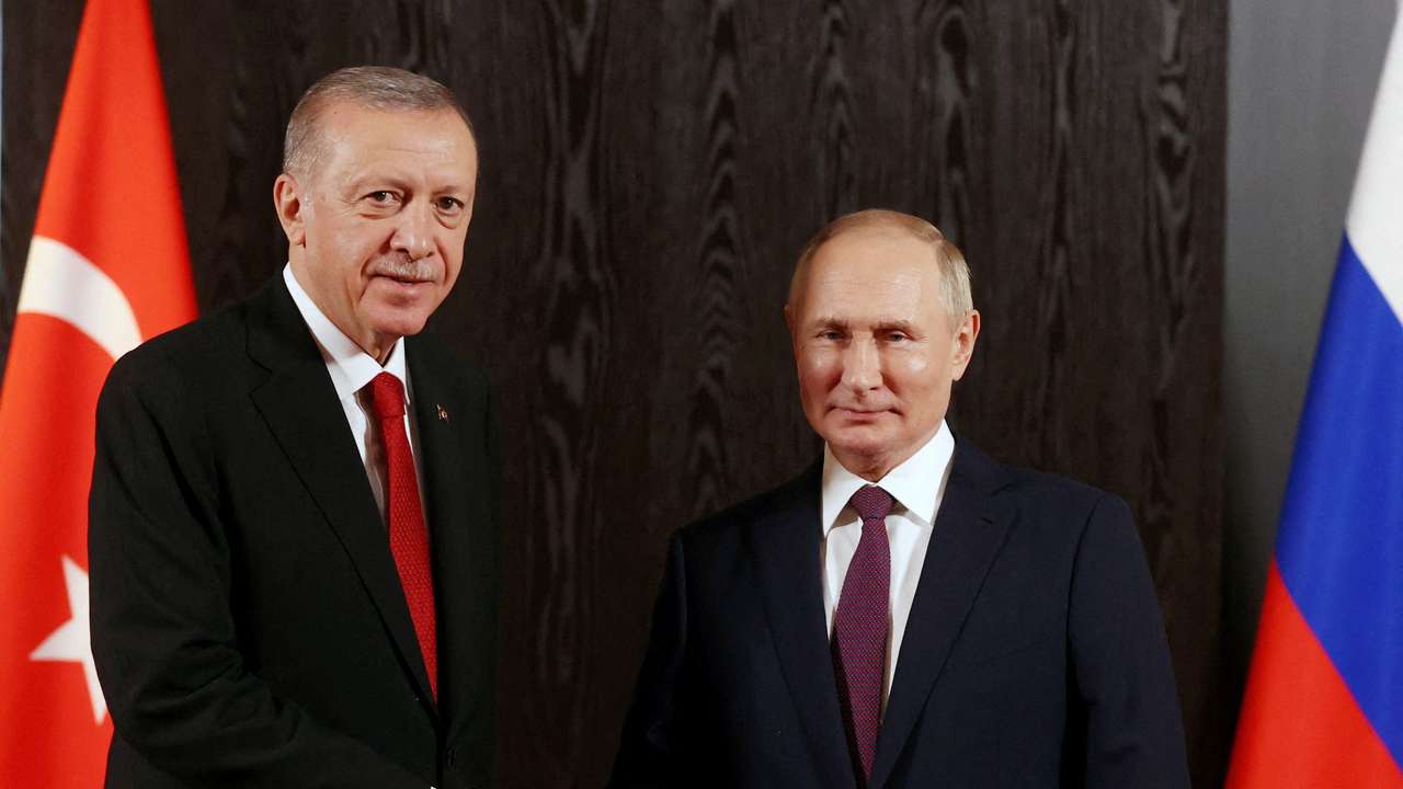 FILE PHOTO: Russian President Putin and Turkish President Erdogan meet in Samarkand