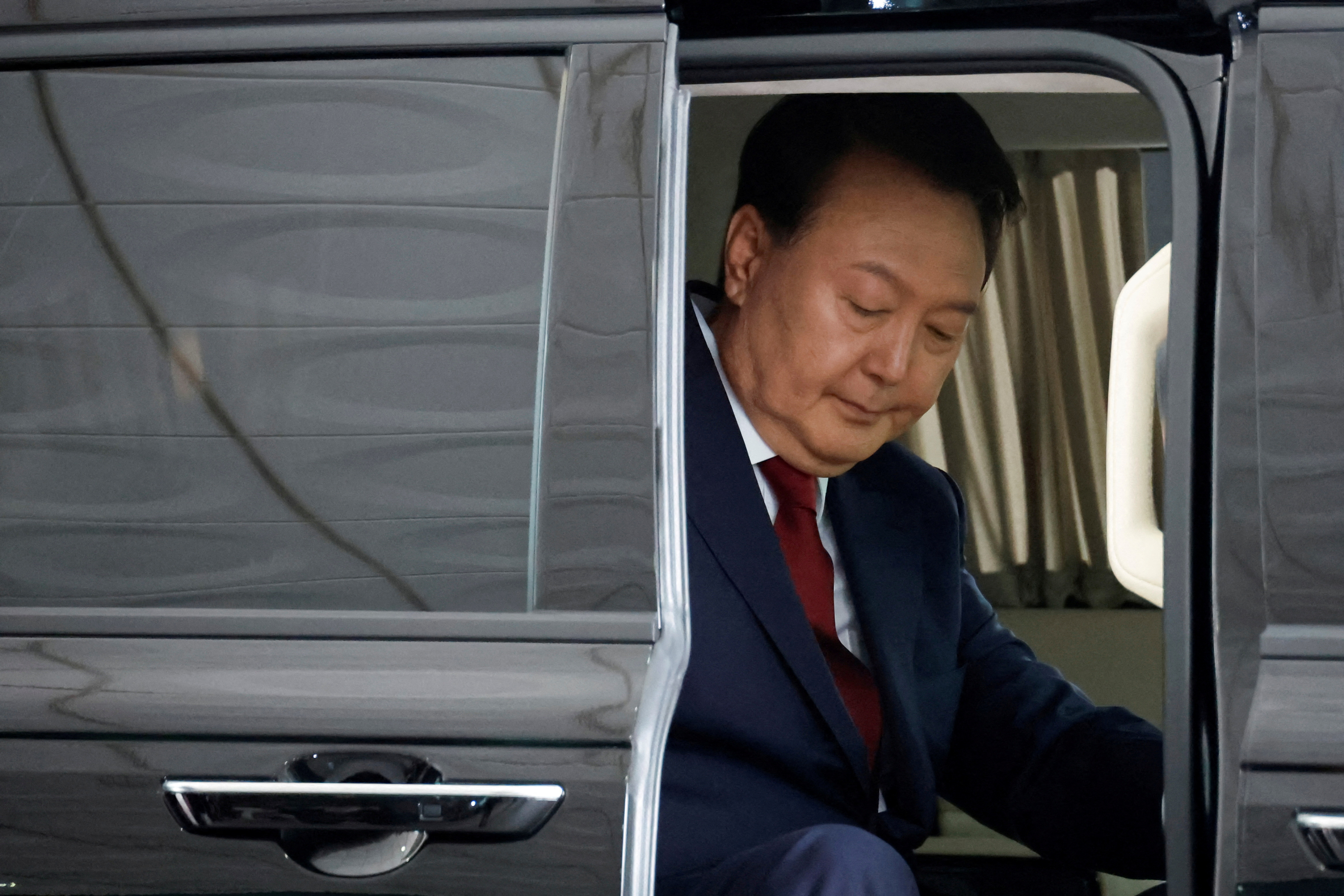 South Korea's Yoon appears for questioning over special prosecutor's probe into martial law