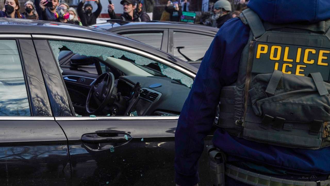 Aftermath of the fatal shooting of Renee Nicole Good, in Minneapolis