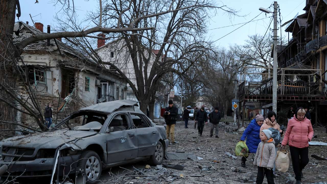 Aftermath of a Russian air strike in Kherson