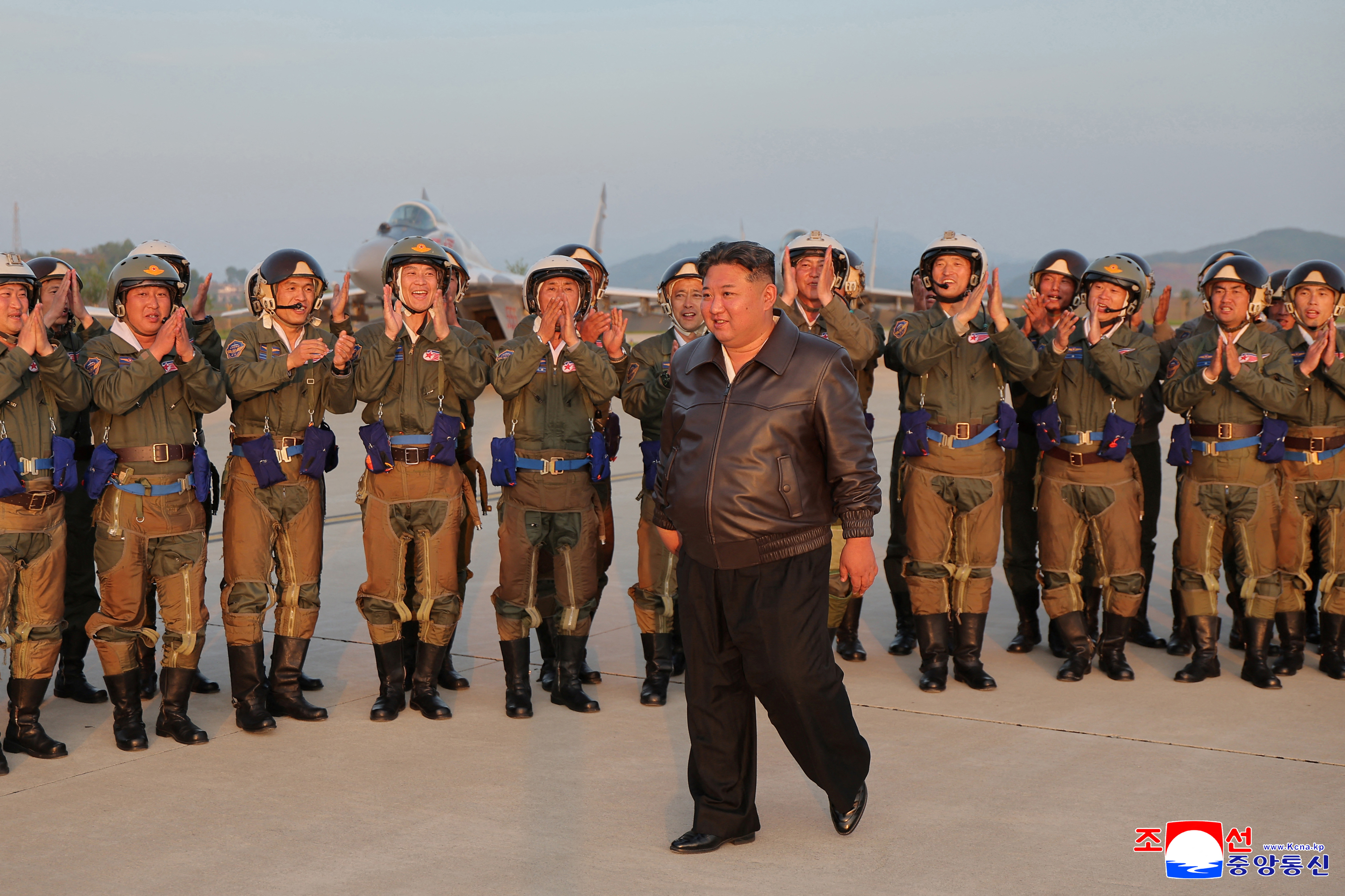 North Korea's Kim oversees air drills