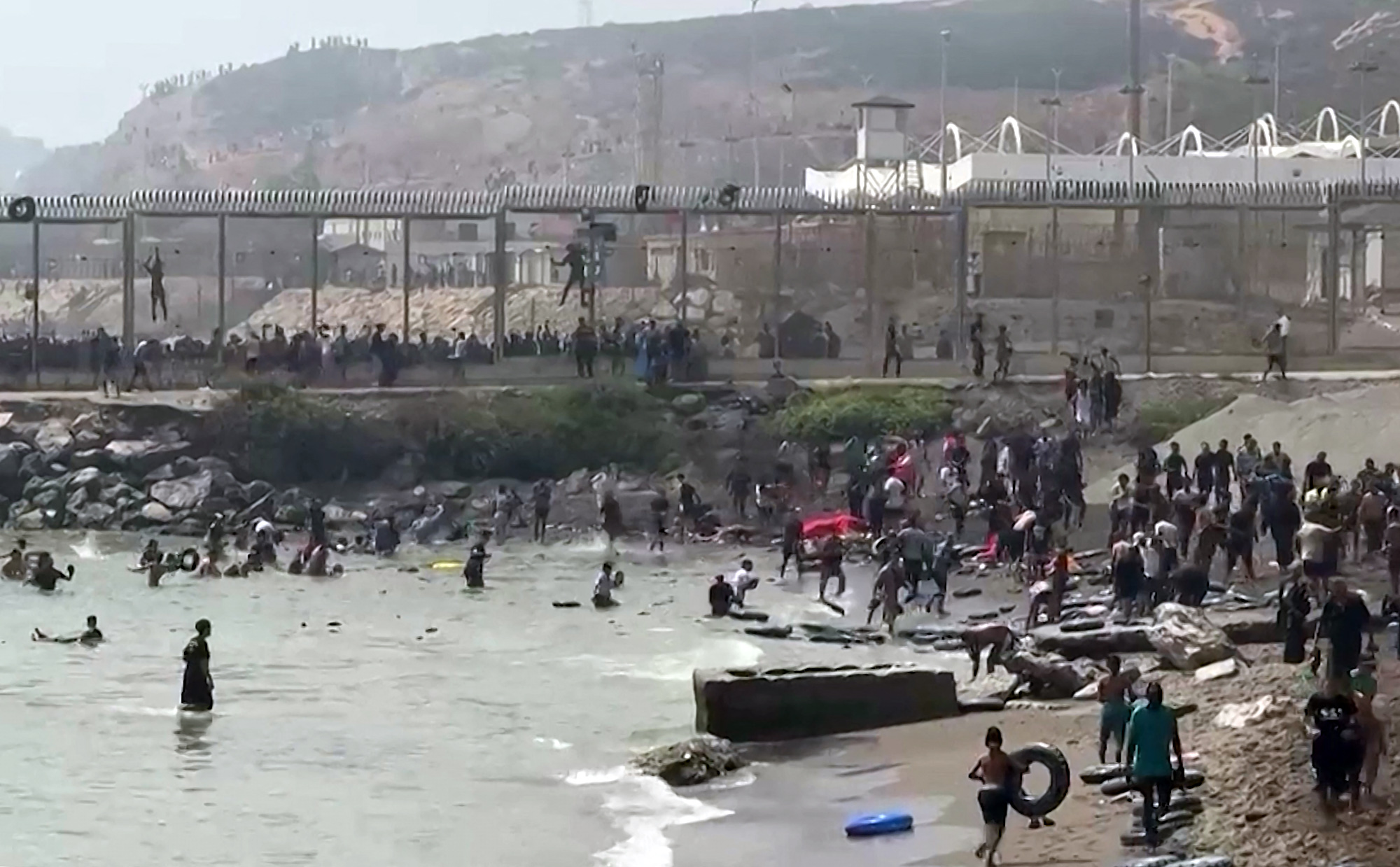 Imigrantes em Ceuta 