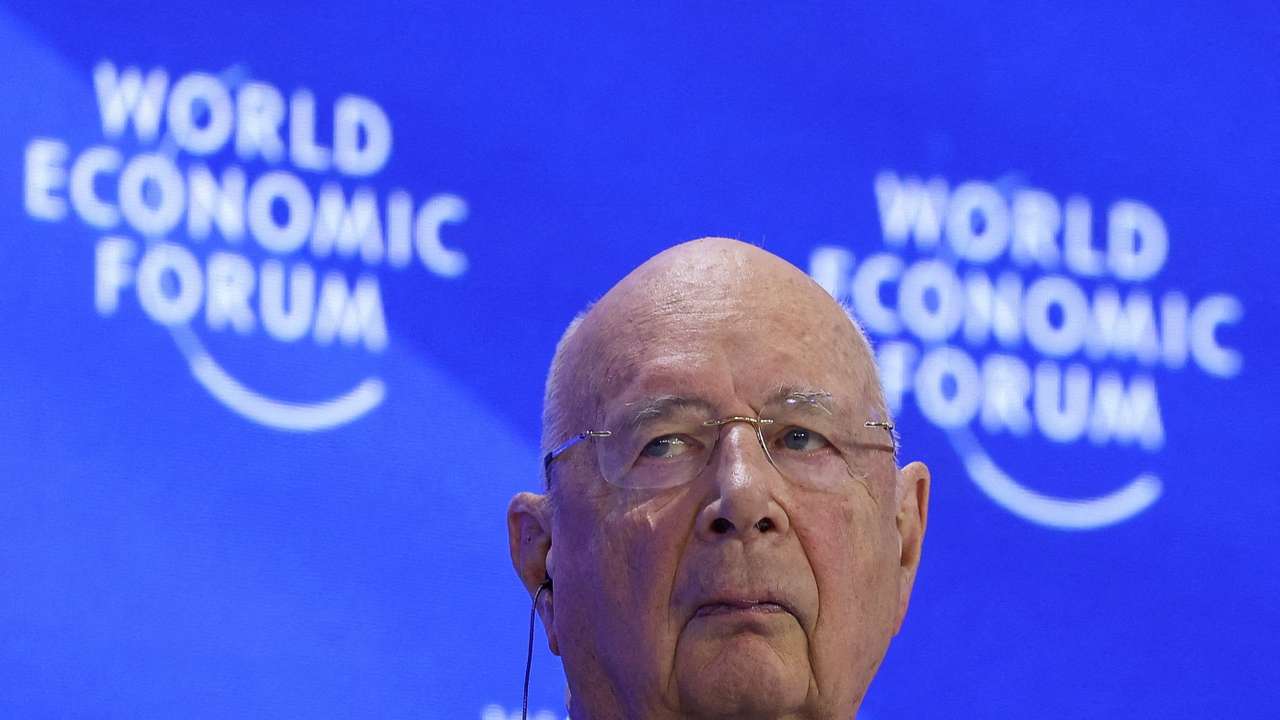 FILE PHOTO: 55th annual World Economic Forum (WEF) meeting in Davos