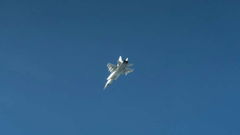 Swedish military publishes pictures of Russian jets