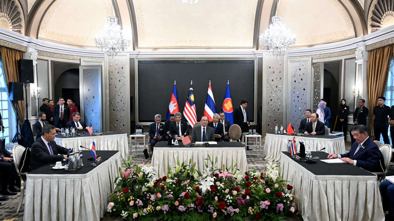 Malaysia's Prime Minister Ibrahim, Cambodia's Prime Minister Manet and Thailand's acting Prime Minister Wechayachai take part in mediation talks, in Putrajaya