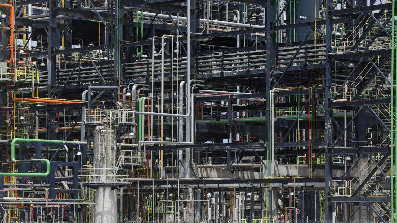 FILE PHOTO: A view of the newly-commissioned Dangote Petroleum refinery in Ibeju-Lekki, Lagos