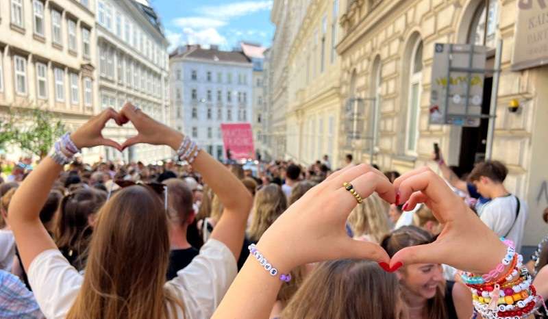 Stranded “Swifties” gather in Vienna after cancellations of Taylor Swift concerts