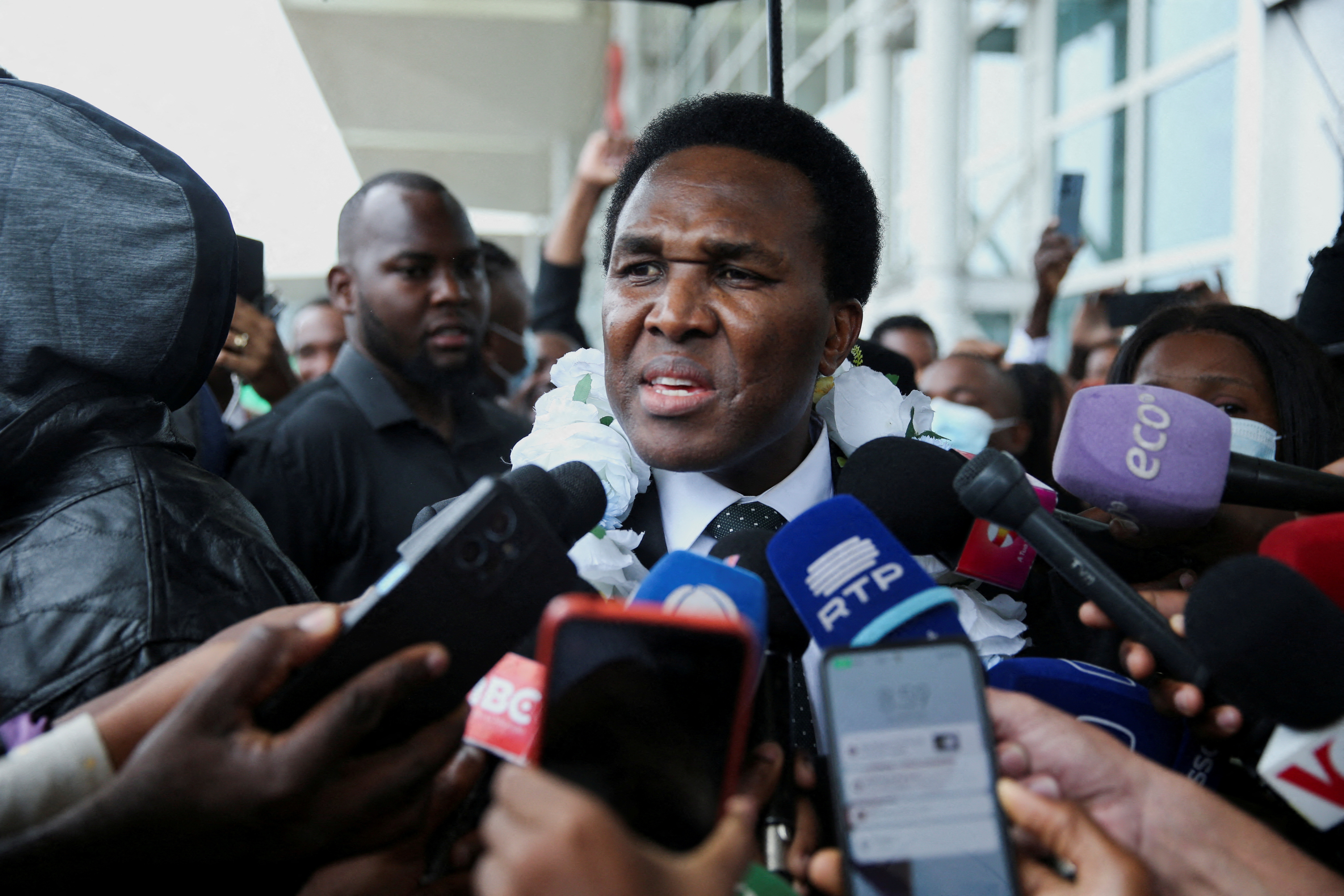 FILE PHOTO: Mozambique's opposition leader returns home
