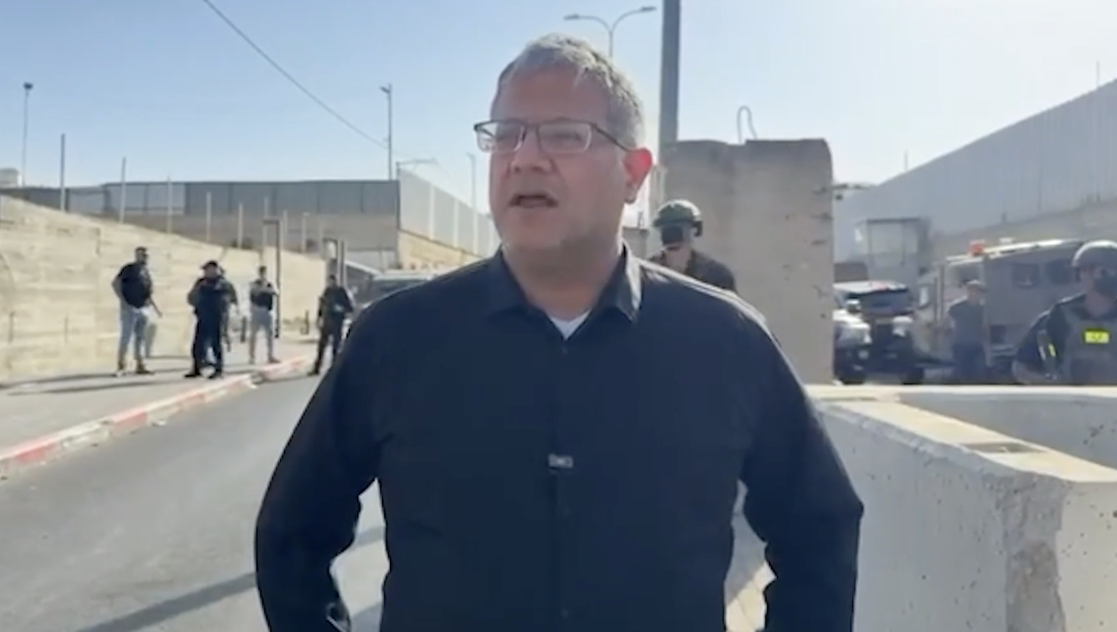 Destroy Palestinian authority