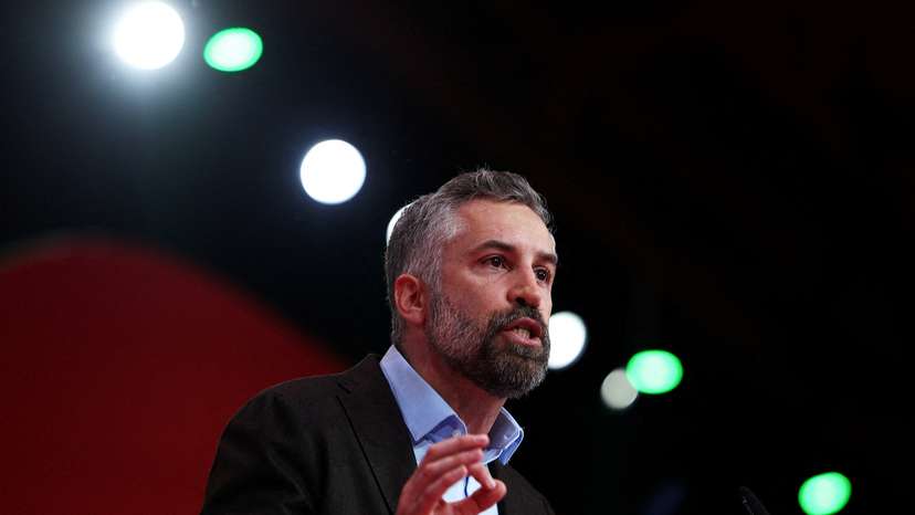 FILE PHOTO: Debate on the 2024 state budget bill on final reading in Lisbon