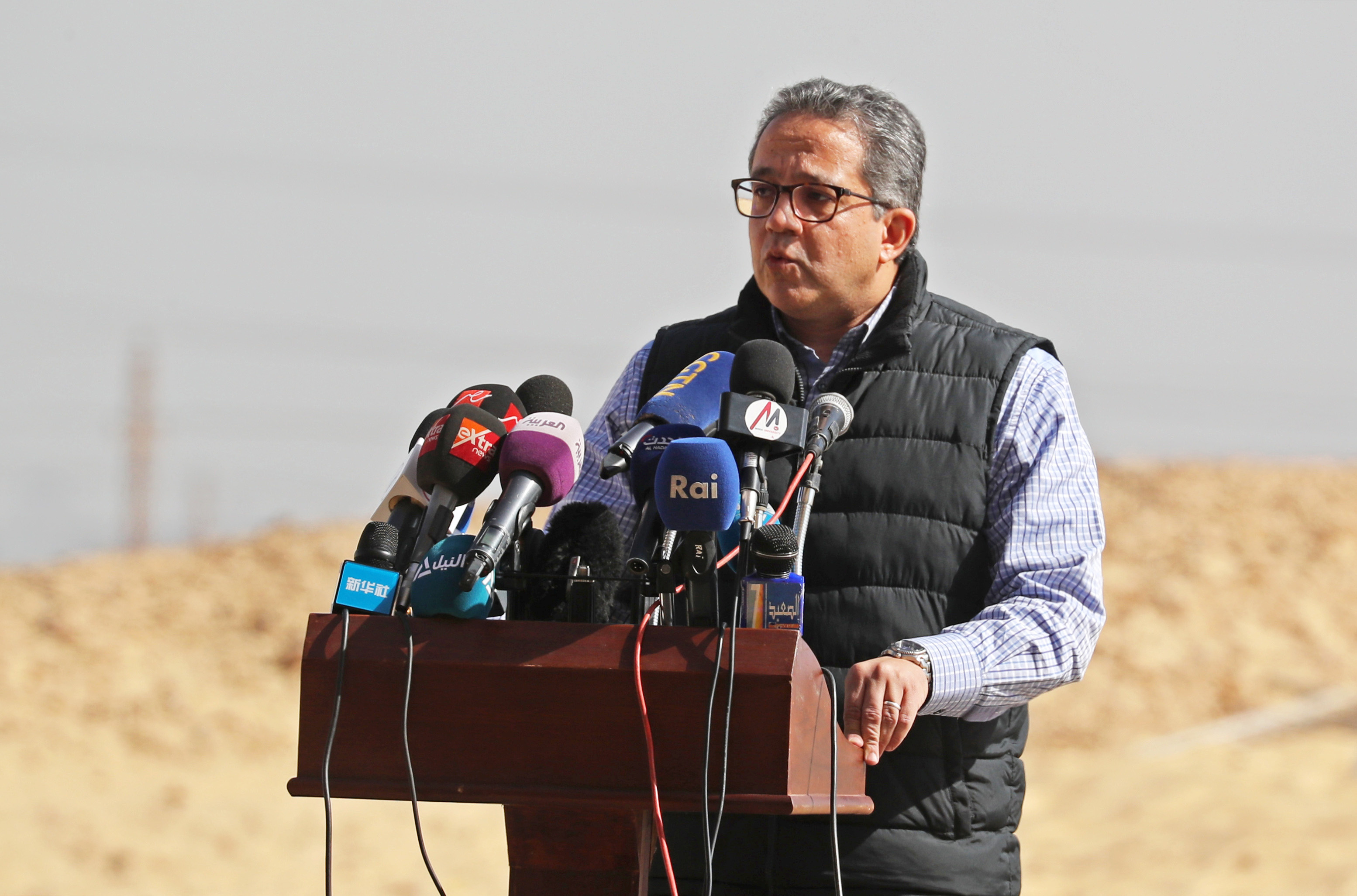 Announcement of a discovery at Tuna el-Gebel archaeological site