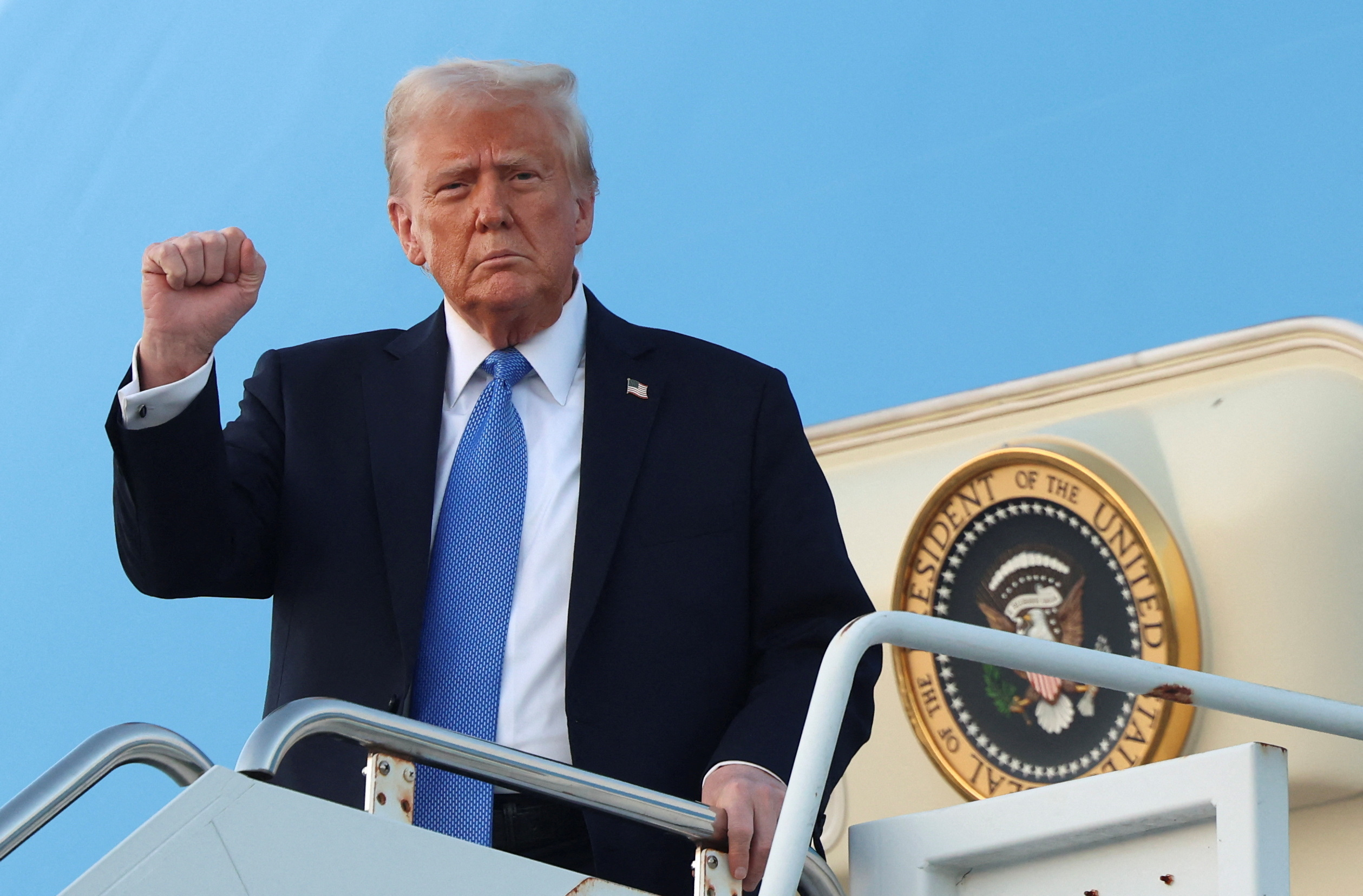 Trump arrives in Florida