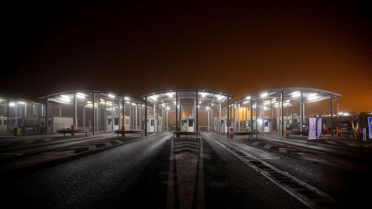 Bulgaria, Romania end checks by land with other EU countries, as both fully enter the bloc's free-travel Schengen zone