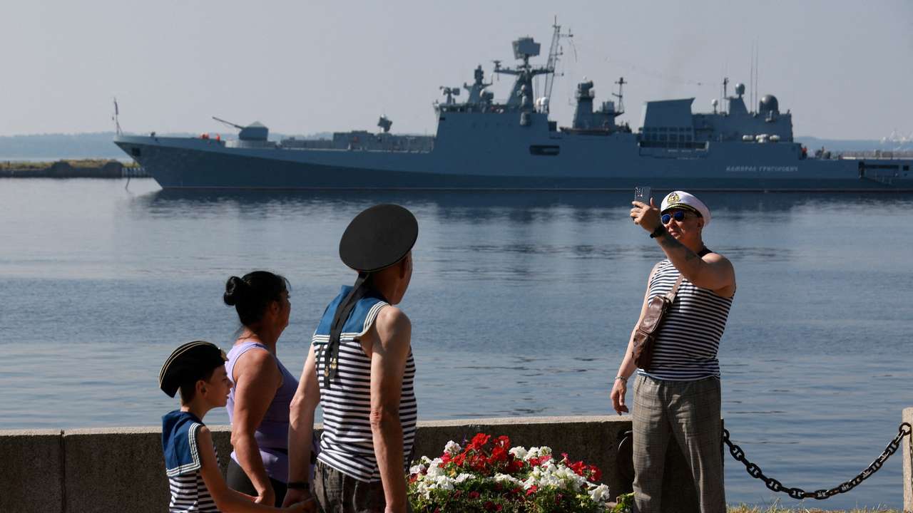 Russia marks Navy Day